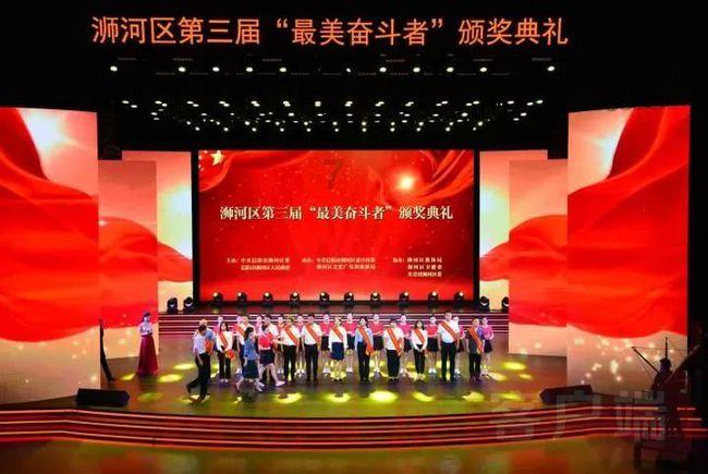 夜读丨“少说一句”的艺术