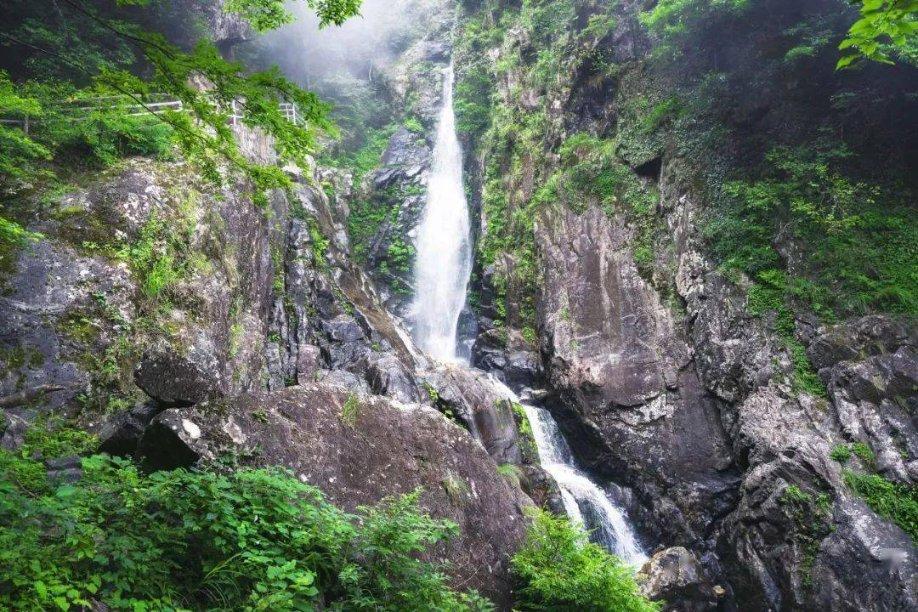 废弃洞穴逃生