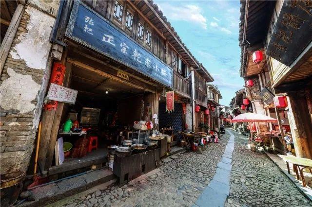 实现书店与商圈的双向奔赴